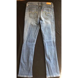 Levi’s Demi Curve size 9 Bootcut